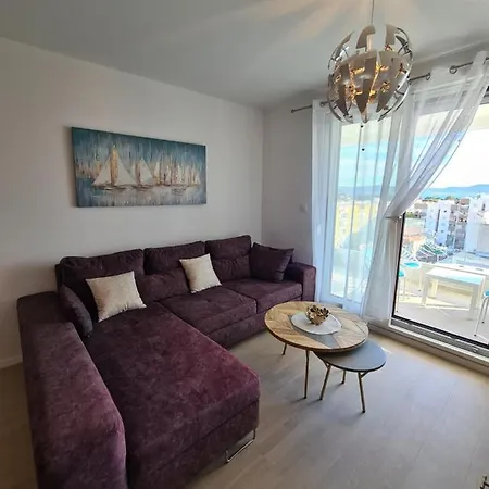 Apartman Mare With Parking *